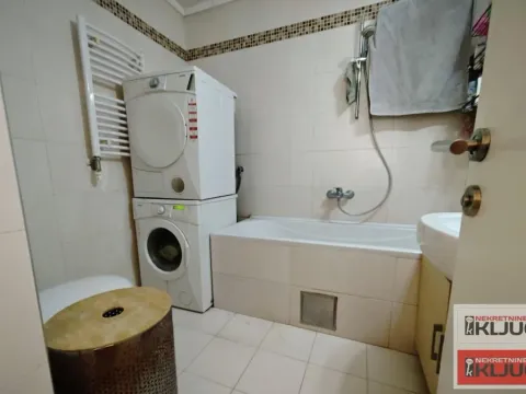 Sale, three bedroom apartment, 105m², Liman 3, Novi Sad Sve Podlokacije - image 23