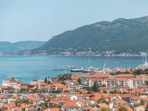 Prodaja, kuća, 311m², Tivat, Crna Gora - image 10