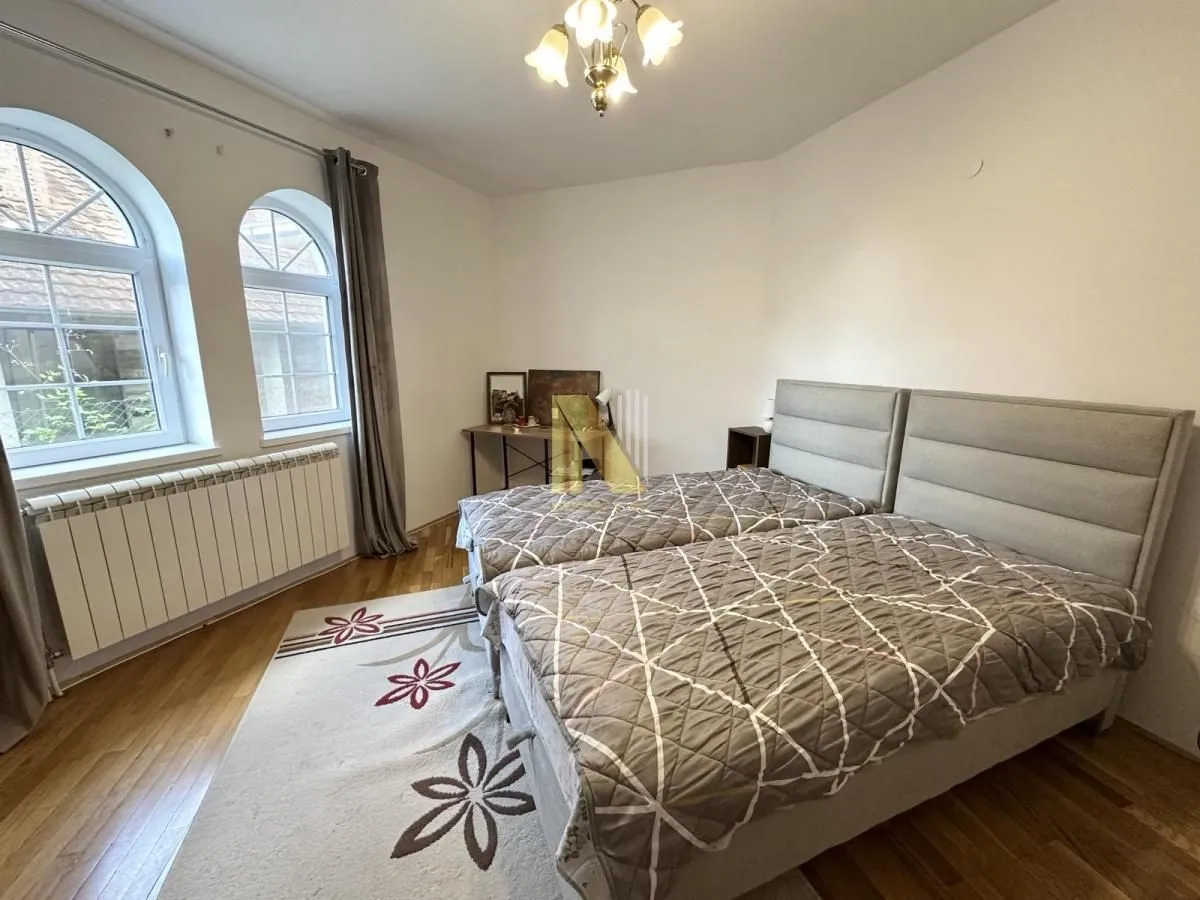 Prodaja, kuća, 338m², Tatarsko brdo, Petrovaradin