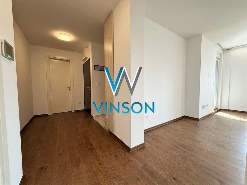 Prodaja, četvorosoban stan, 125m², Bulevar Oslobodjenja, Novi Sad Sve Podlokacije
