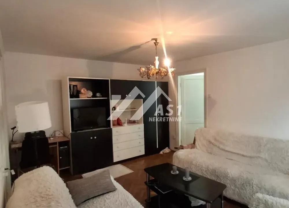 Izdavanje, dvosoban stan, 47m², Detelinara, Novi Sad Sve Podlokacije