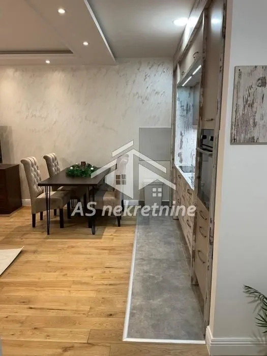 Rent, two bedroom apartment, 42m², Vračar Sve Podlokacije, Beograd