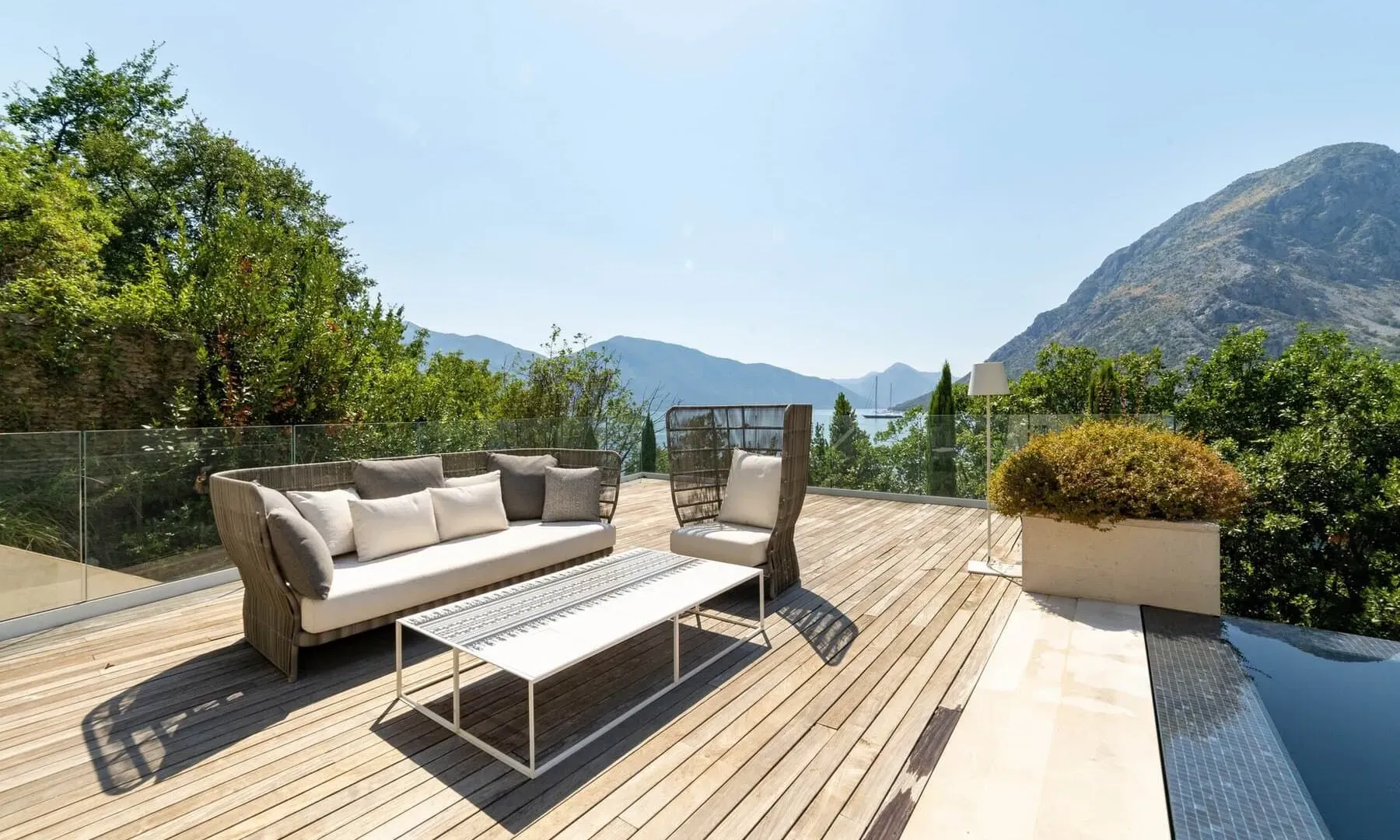Prodaja, kuća, 526m², Orahovac, Kotor