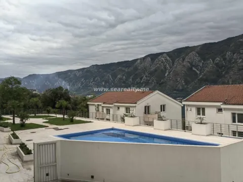Prodaja, jednosoban stan, 52m², Kotor, Crna Gora - image 22