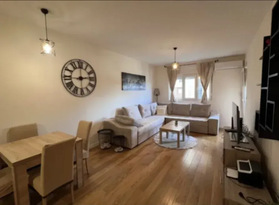 Prodaja, jednosoban stan, 53m², Central Point, Podgorica