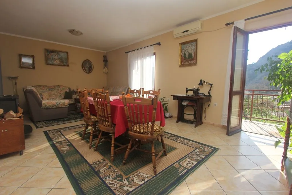 Sale, house, 262m², Orahovac, Kotor