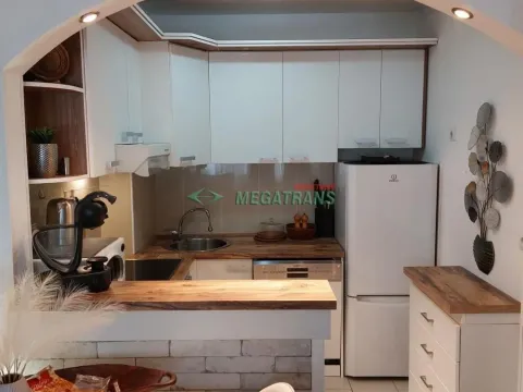 Izdavanje, dvosoban stan, 56m², Centar, Novi Sad - image 9