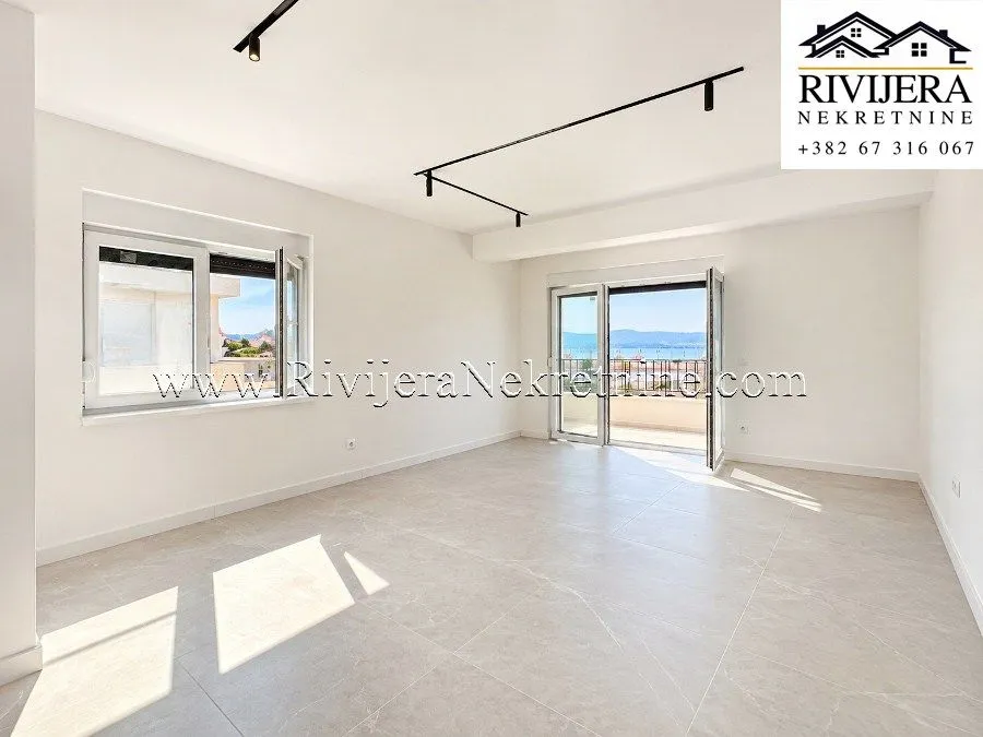 Prodaja, dvosoban stan, 76m², Tivat, Crna Gora