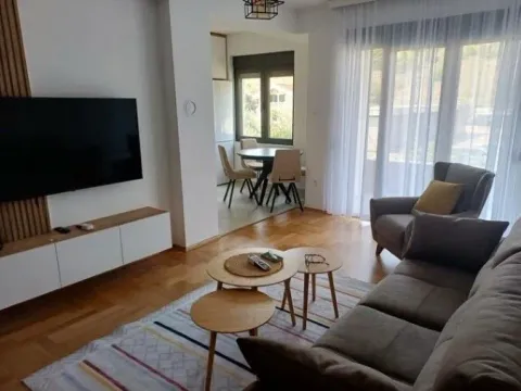 Izdavanje, jednosoban stan, 45m², Pod Goricom, Podgorica - image 7