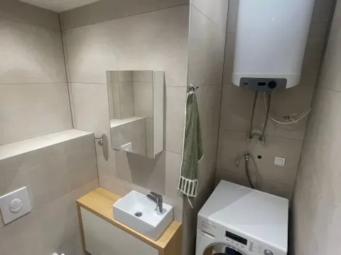 Prodaja, dvosoban stan, 72m², Mažina, Tivat - image 13
