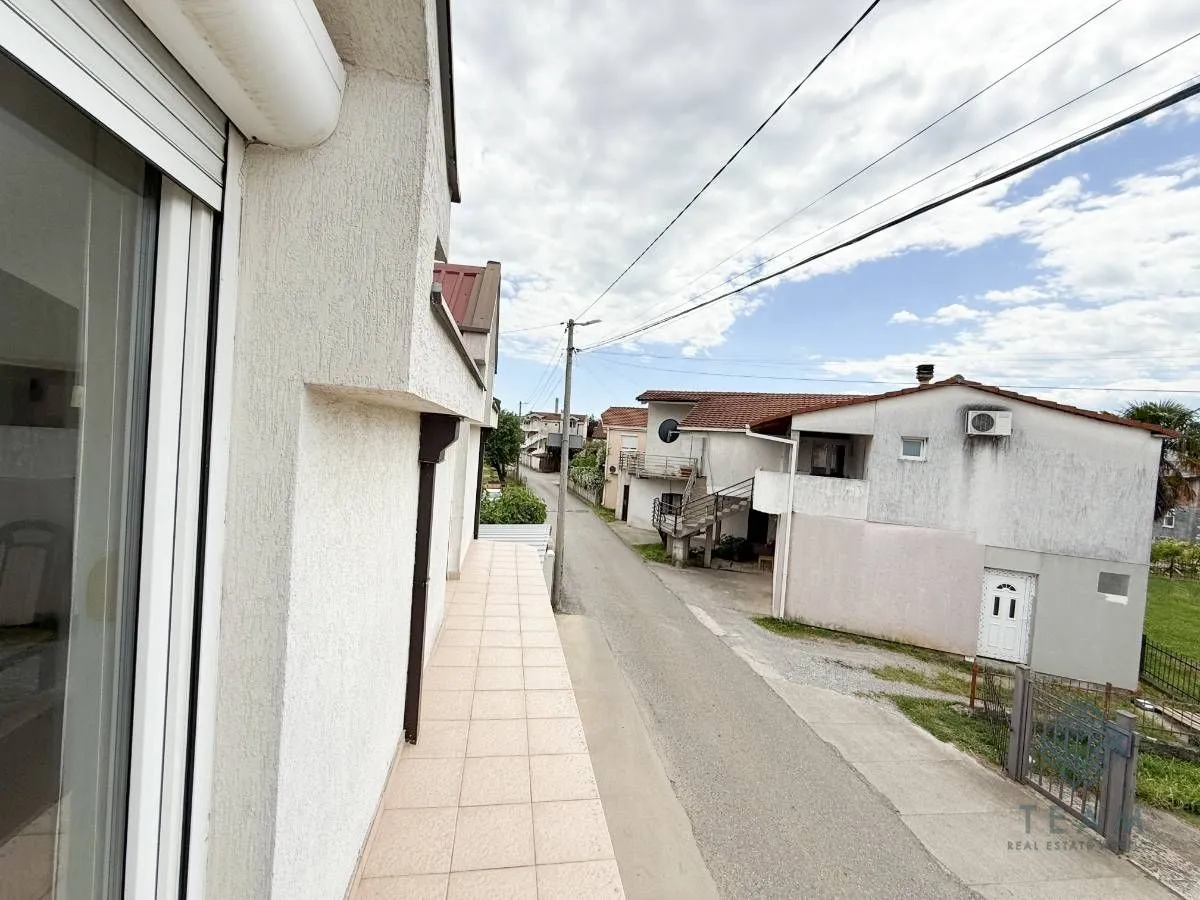 Rent, office space, 110m², Gornja Gorica, Podgorica
