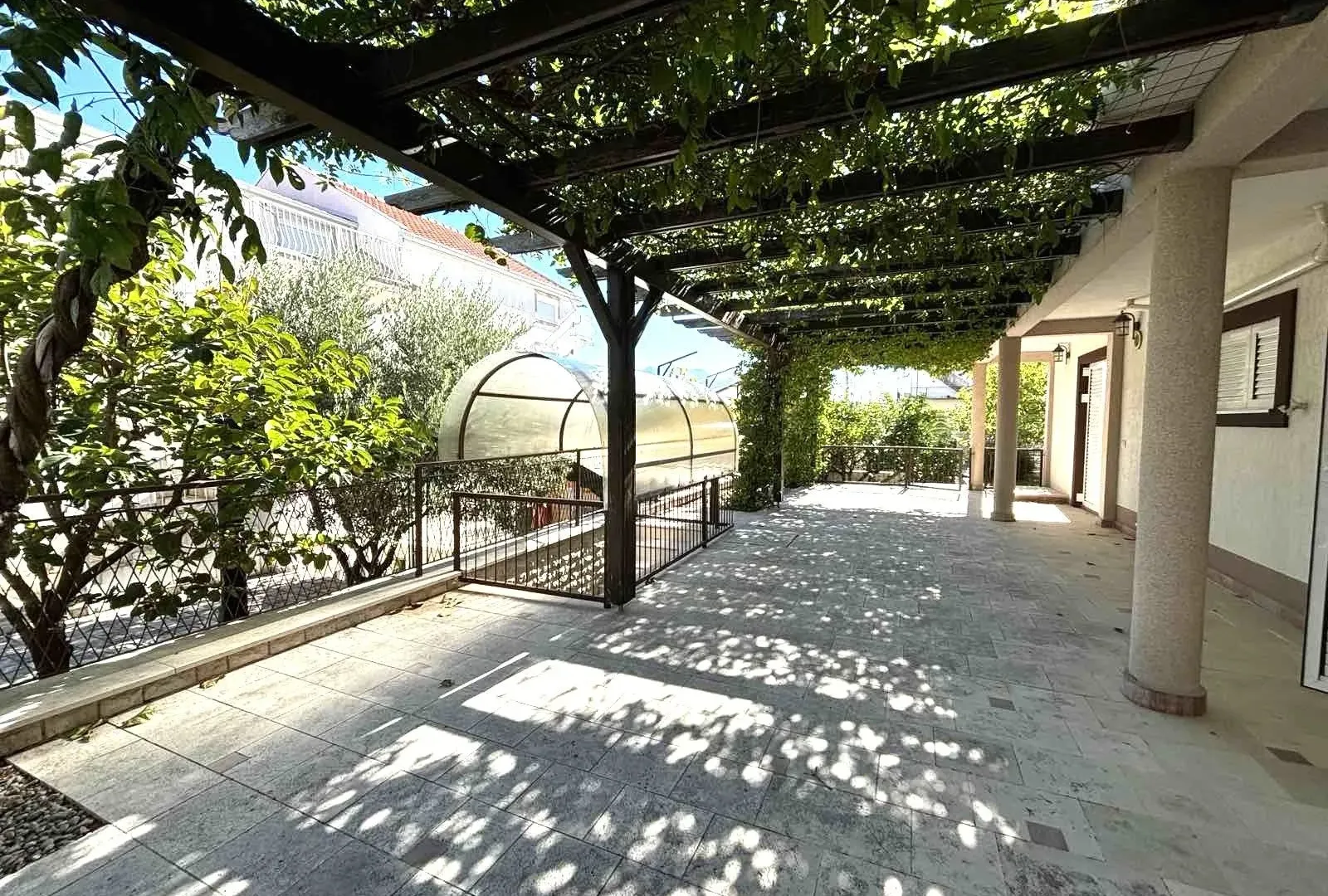Sale, house, 295m², Radovići, Tivat