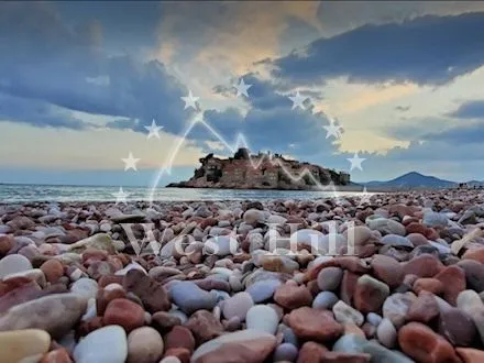 Sale, three bedroom apartment, 85m², Sveti Stefan, Budva - image 5