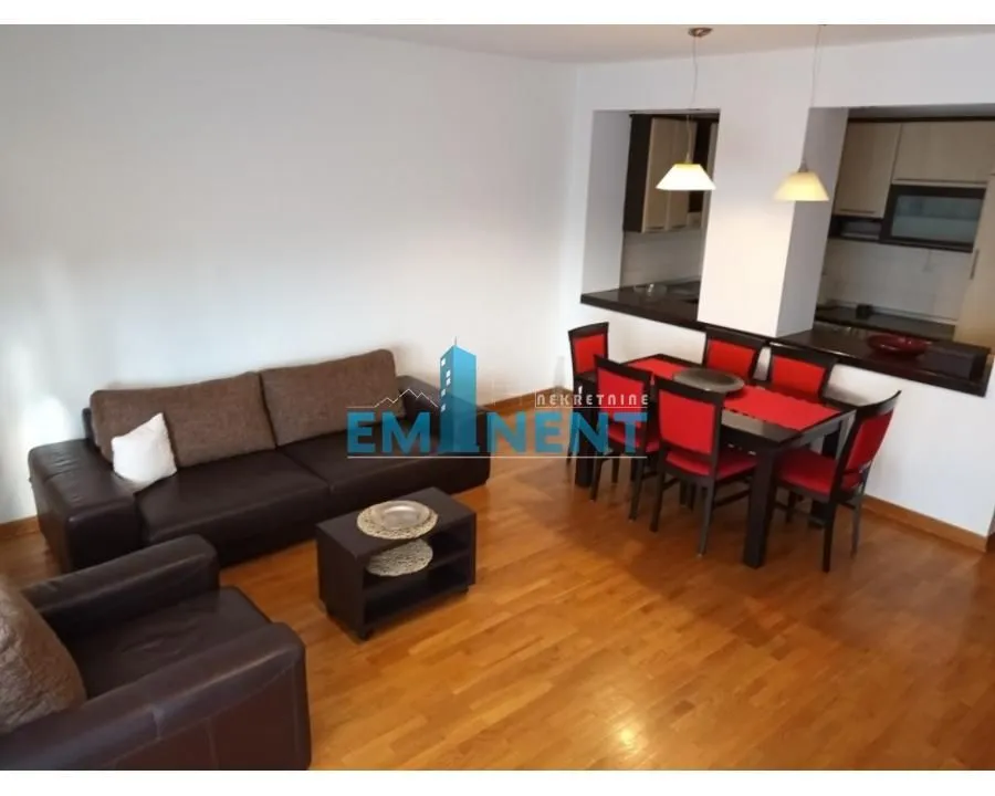 Izdavanje, dvosoban stan, 52m², Lipov Lad, Zvezdara Sve Podlokacije