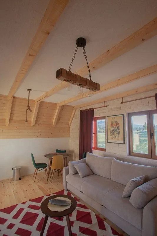 Prodaja, trosoban stan, 53m², Žabljak, Crna Gora