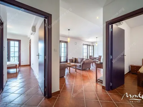 Sale, two bedroom apartment, 94m², Kostanjica, Kotor - image 13
