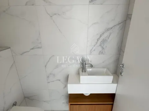 Sale, four bedroom apartment, 190m², Južni Bulevar, Vračar Sve Podlokacije - image 10