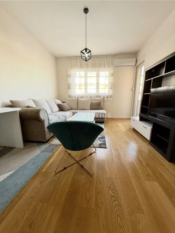 Rent, one bedroom apartment, 49m², Central Point, Podgorica