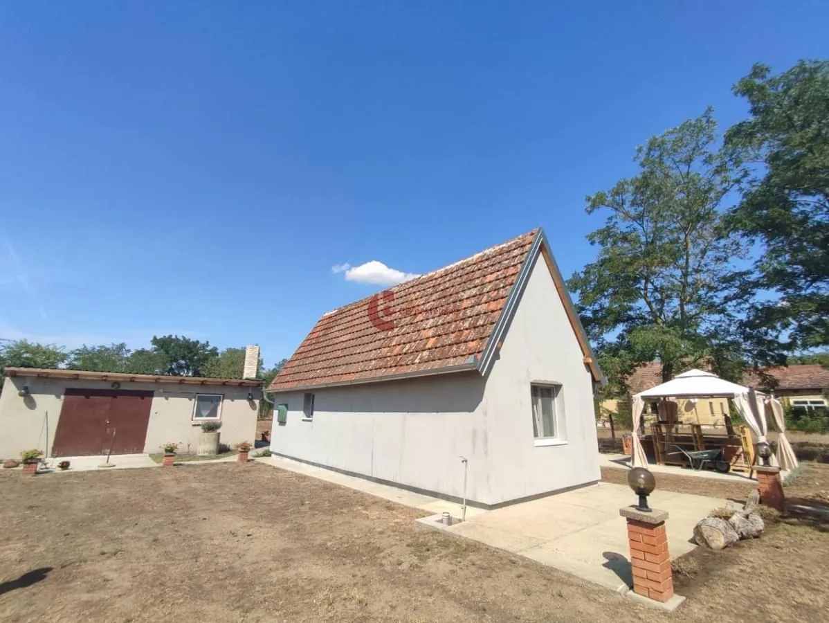 Sale, house, 82m², Kelebija, Subotica