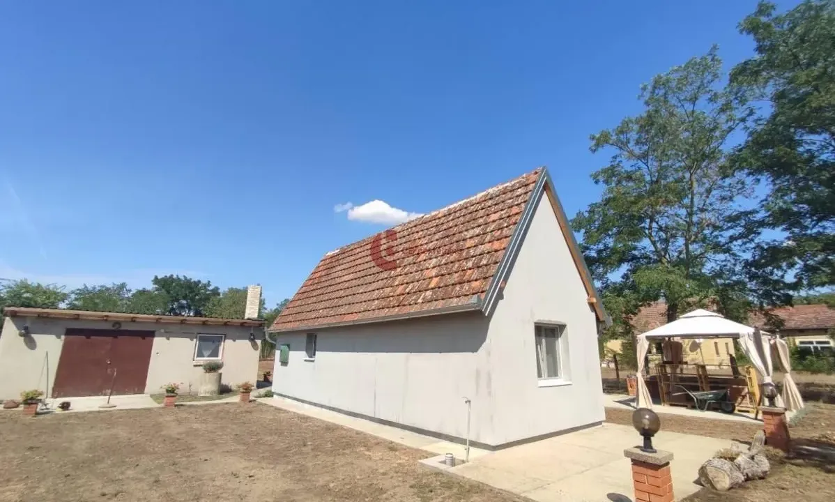 Prodaja, kuća, 82m², Kelebija, Subotica