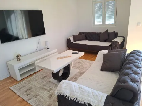 Rent, two bedroom apartment, 71m², Zabjelo, Podgorica - image 1