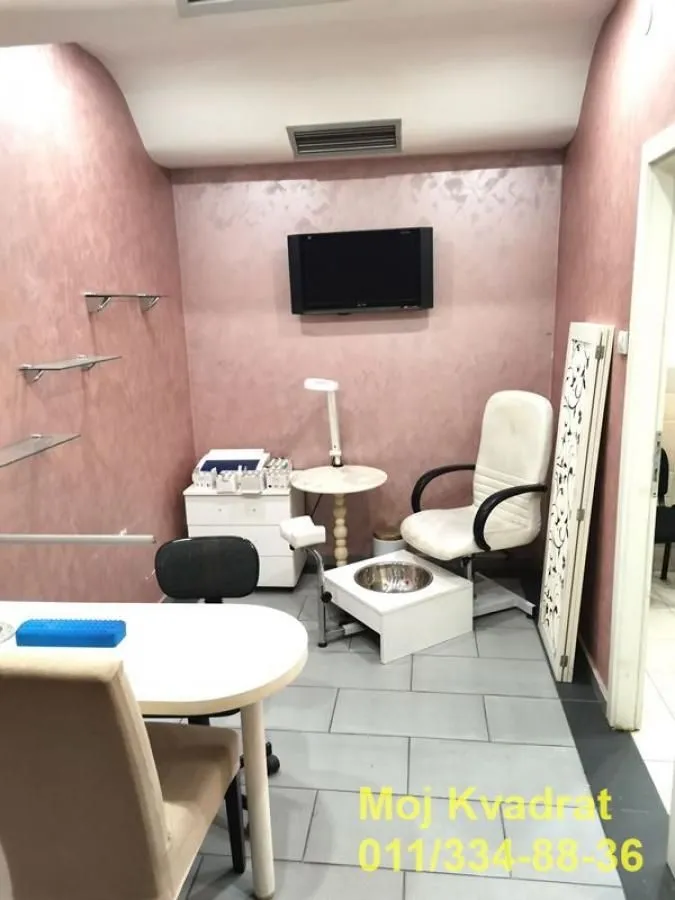 Rent, office space, 230m², Lekino Brdo, Voždovac Sve Podlokacije