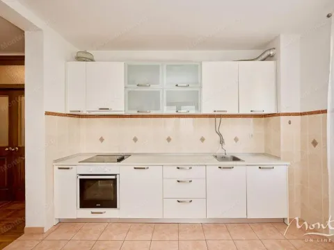 Prodaja, dvosoban stan, 62m², Budva, Crna Gora - image 6