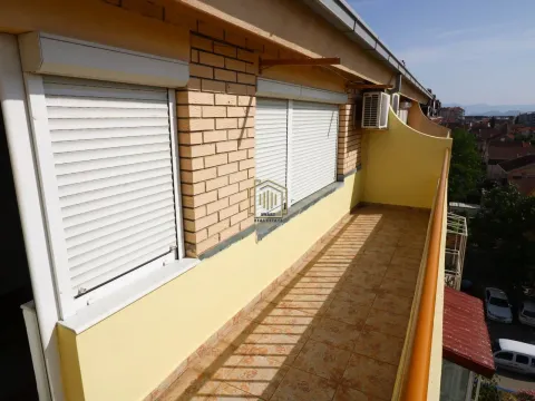 Prodaja, dvosoban stan, 92m², Stari Aerodrom, Podgorica - image 3