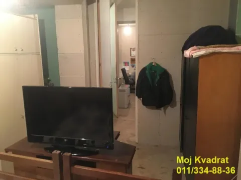 Prodaja, dvosoban stan, 90m², Kalenić Pijaca, Vračar Sve Podlokacije - image 10