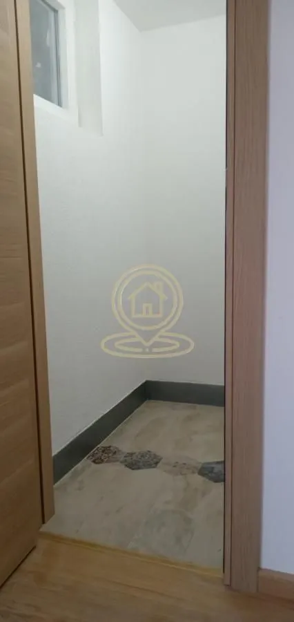 Izdavanje, poslovni prostor, 73m², Stari Grad, Beograd