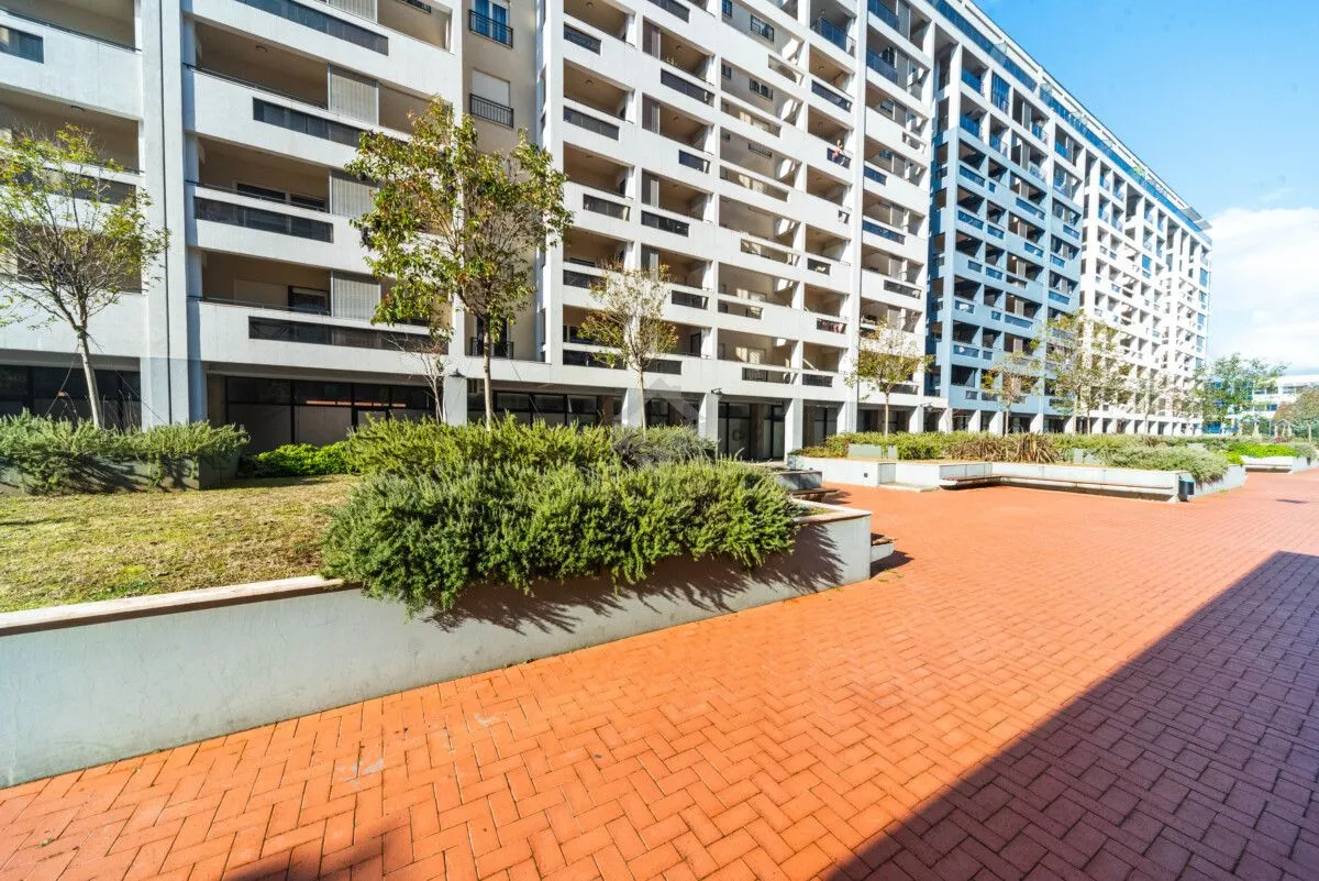 Prodaja, poslovni prostor, 324m², Master Kvart, Podgorica