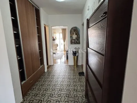 Rent, two bedroom apartment, 75m², Gornja Gorica, Podgorica - image 9