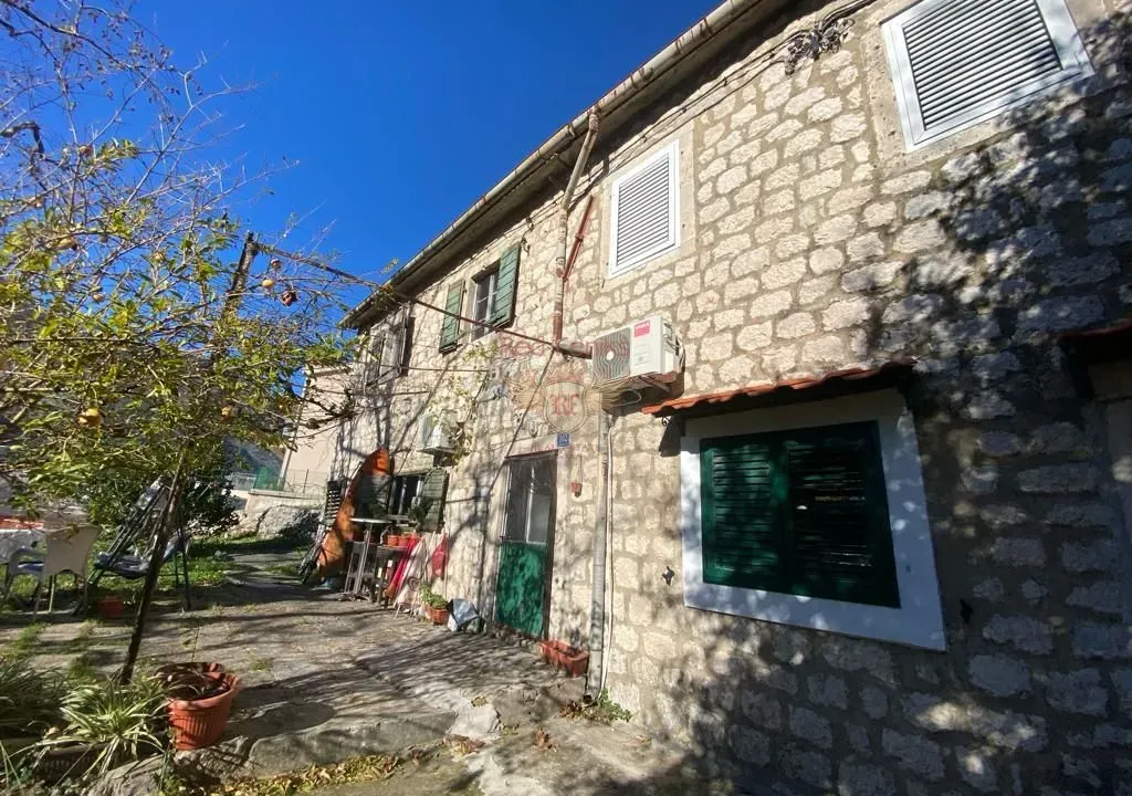 Prodaja, kuća, 300m², Kotor, Crna Gora