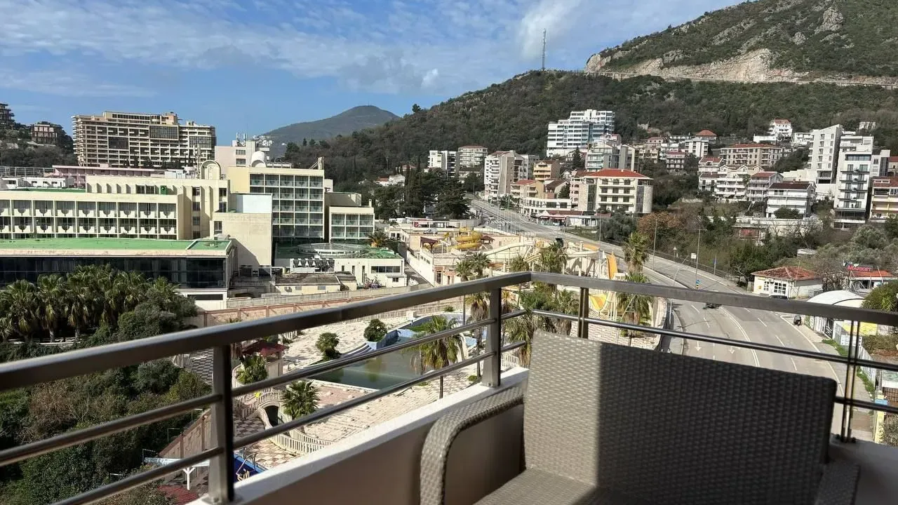 Prodaja, jednosoban stan, 71m², Bečići, Budva