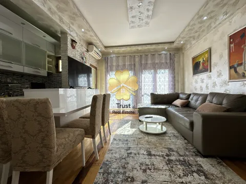 Izdavanje, dvosoban stan, 60m², Blok 9, Podgorica - image 10