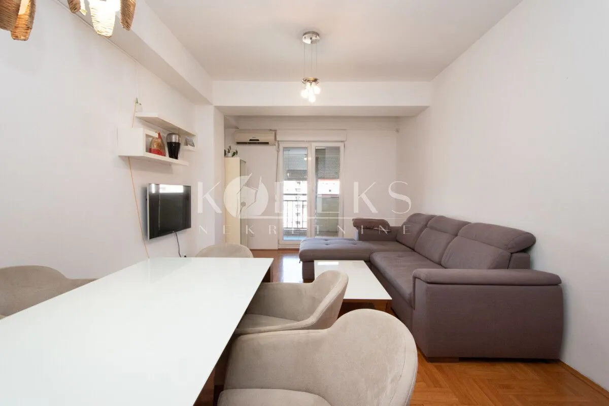 Rent, three bedroom apartment, 92m², City Kvart, Podgorica