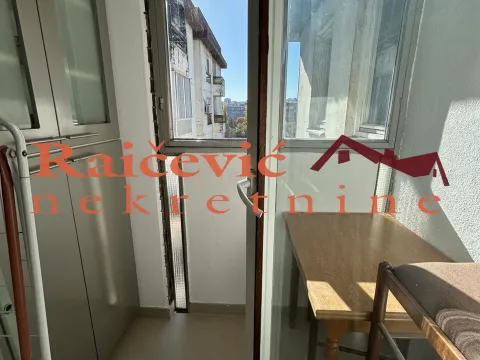 Rent, three bedroom apartment, 93m², Stari Grad, Beograd - image 14