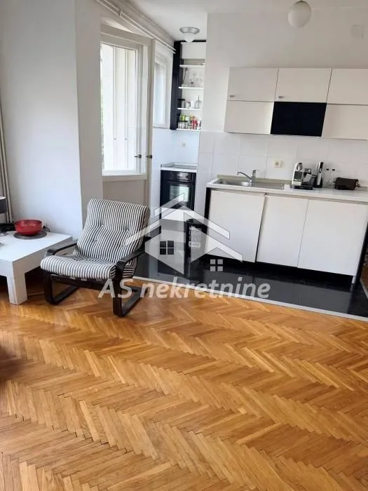 Rent, two bedroom apartment, 55m², Stari Grad, Beograd