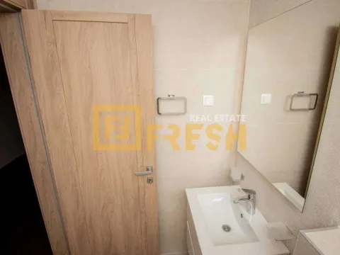 Rent, three bedroom apartment, 106m², Master Kvart, Podgorica - image 12