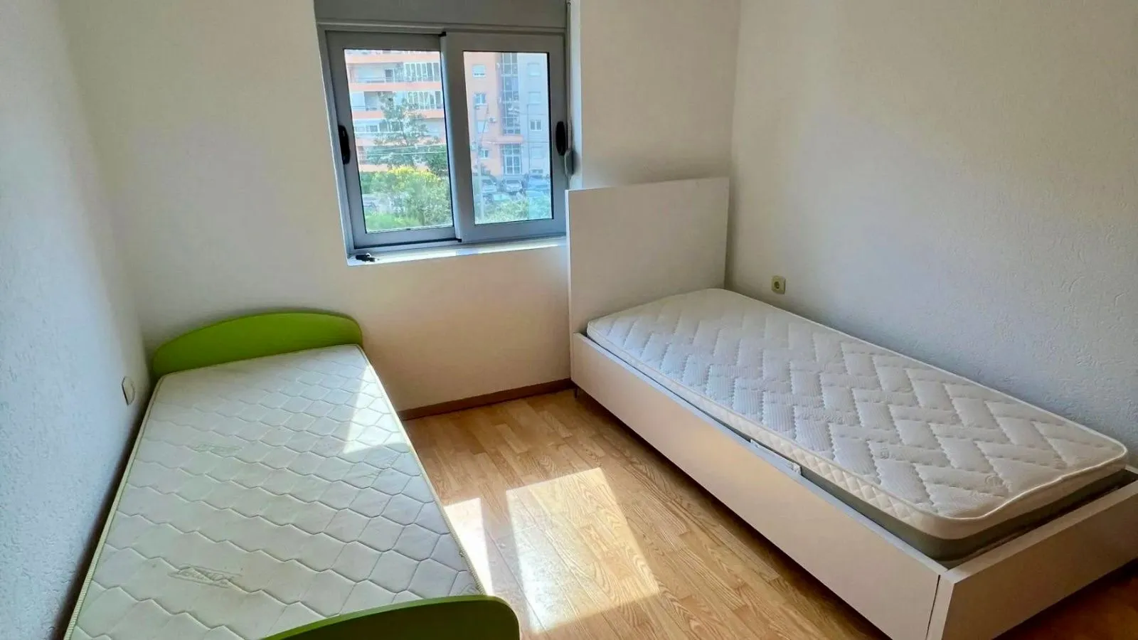 Rent, two bedroom apartment, 75m², Centar, Bar