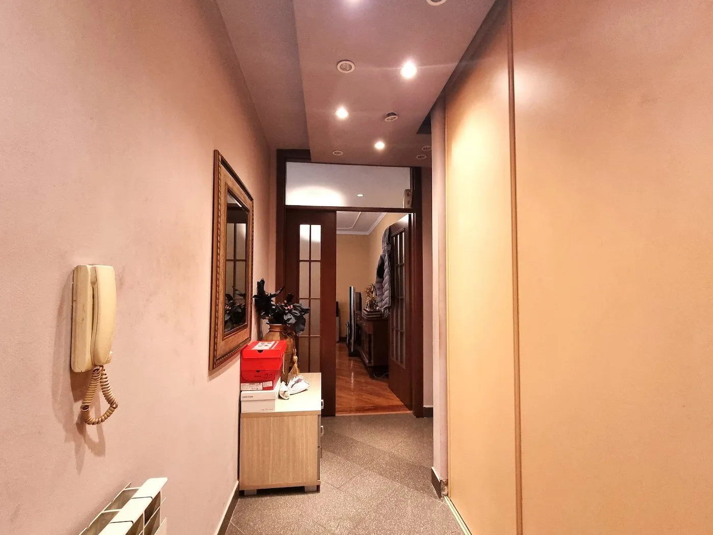 Prodaja, stan, 96m², Stari Aerodrom, Podgorica