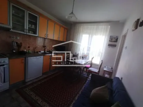 Prodaja, kuća, 297m², Čukarica, Beograd - image 10