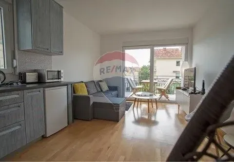 Prodaja, jednosoban stan, 40m², Tivat, Crna Gora