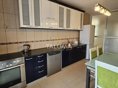 Rent, three bedroom apartment, 130m², Gornja Gorica, Podgorica - image 4