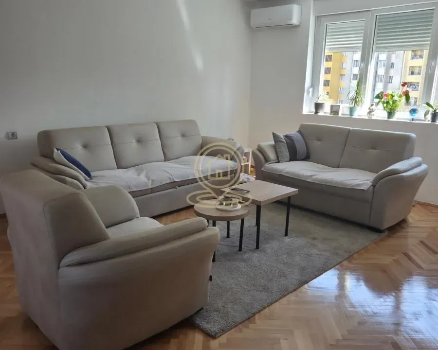 Sale, three bedroom apartment, 75m², Medijana, Niš