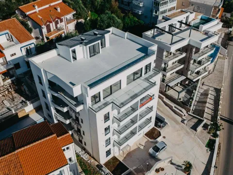 Izdavanje, ugostiteljski objekat, 1600m², Budva, Crna Gora - image 5