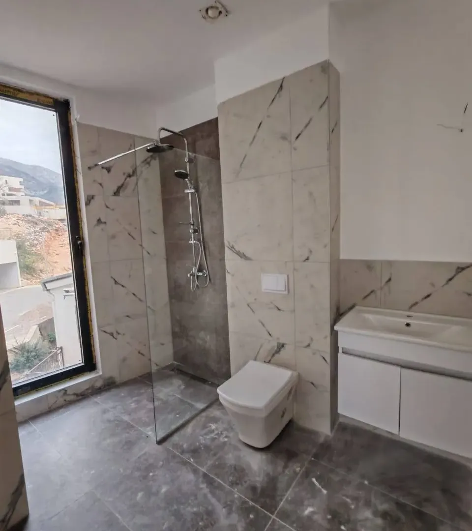Prodaja, dvosoban stan, 104m², Bečići, Budva