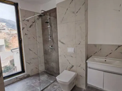 Sale, two bedroom apartment, 104m², Bečići, Budva - image 7