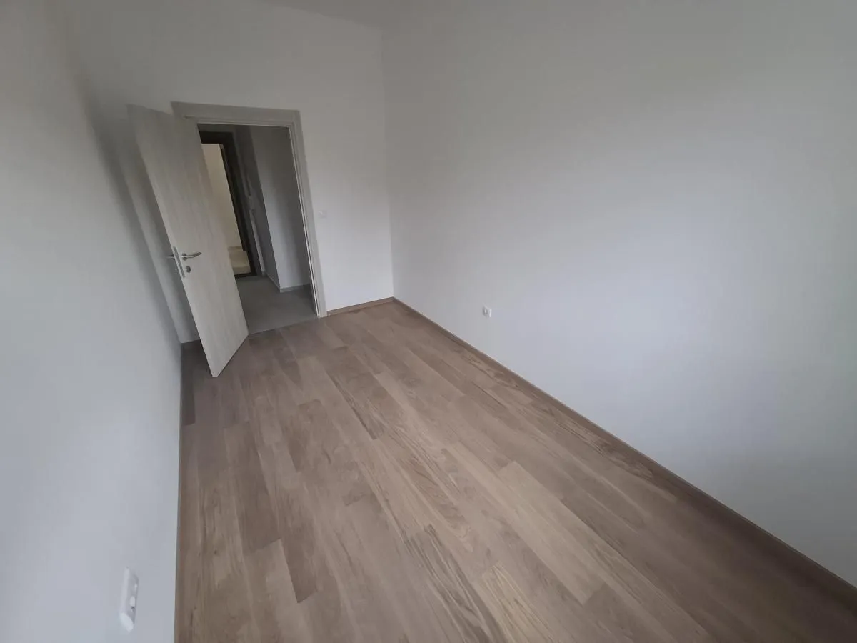 Prodaja, dvosoban stan, 53m², Salajka, Novi Sad Sve Podlokacije
