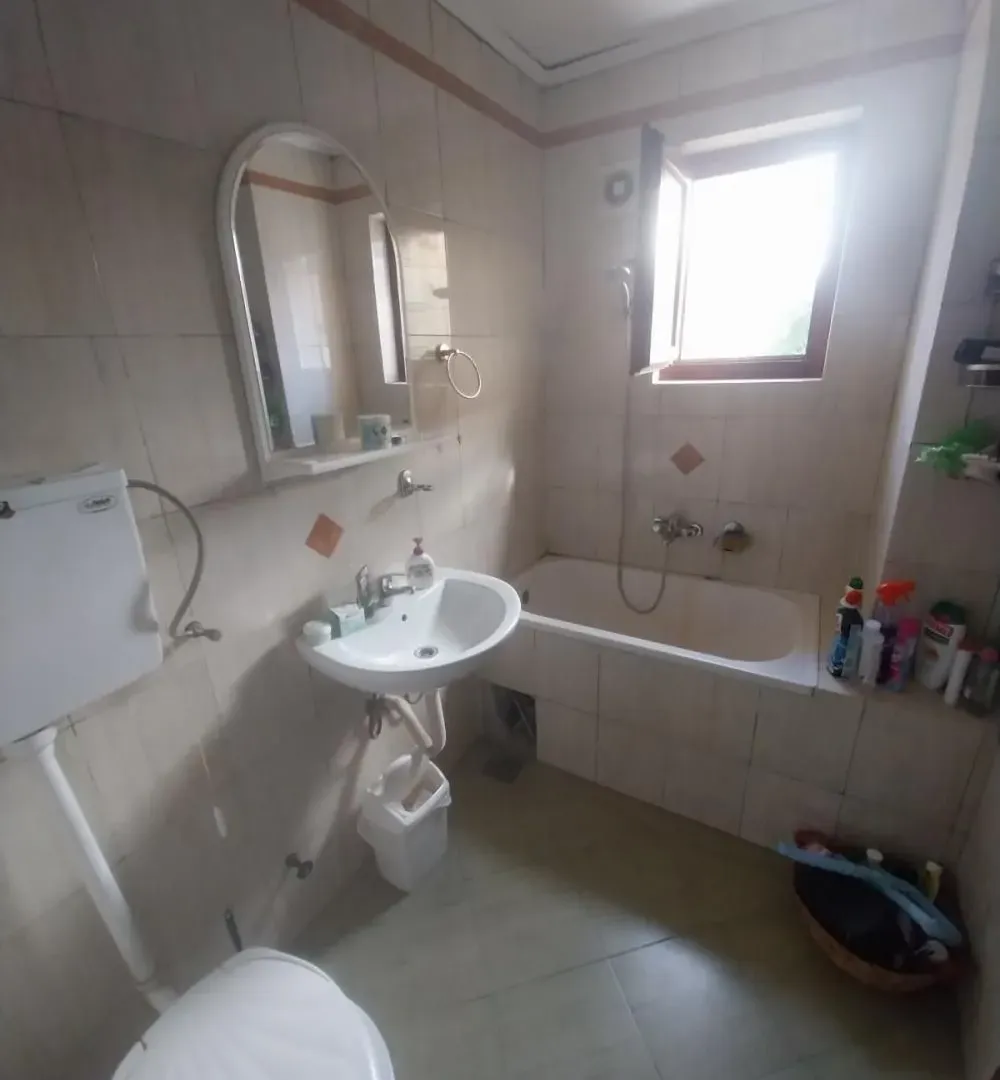 Prodaja, kuća, 200m², Krnjaca, Palilula Sve Podlokacije